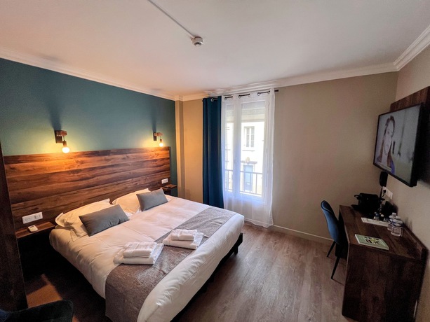 Imagen de la habitación del Hotel Logis H&ocirc;tel Spa de la Poste. Foto 3