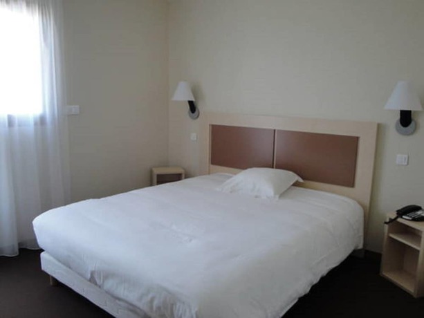 Imagen de la habitación del Hotel Logis H&ocirc;tel Talencia. Foto 7