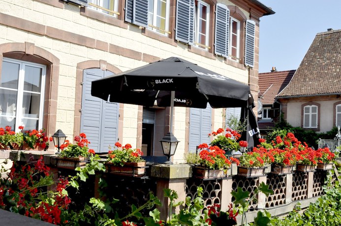 Imagen de los exteriores del Hotel Logis H&ocirc;tel du Herrenstein. Foto 7