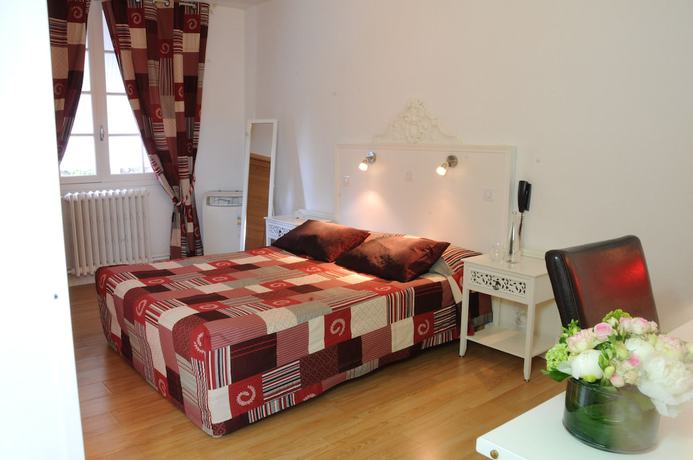 Imagen de la habitación del Hotel Logis Hôtel l\'Essille. Foto 13