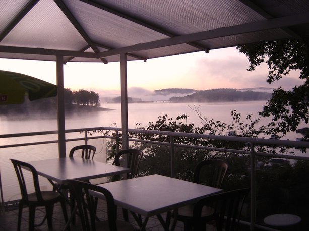 Imagen de los interiores del Hotel Logis H&ocirc;tel la Caravelle. Foto 15