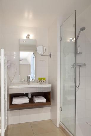 Imagen general del Hotel Logis Hôtel le Parc Rest. Joséphine. Foto 8