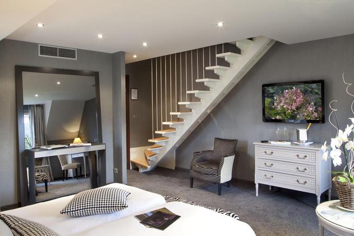 Imagen general del Hotel Logis Hôtel le Parc Rest. Joséphine. Foto 11