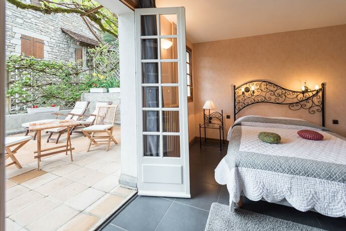 Imagen de la habitación del Hotel Logis H&ocirc;tels - H&ocirc;tel Restaurant Domaine Les Falaises. Foto 18