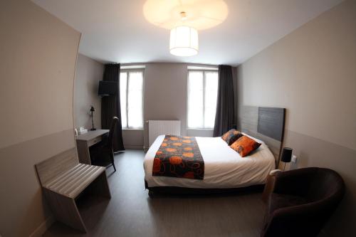 Imagen general del Hotel Logis Hostellerie De L'abbaye. Foto 2