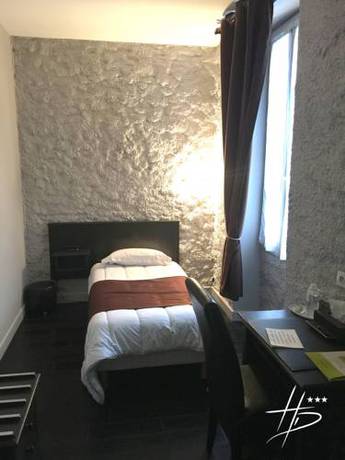 Imagen de la habitación del Hotel Logis Hostellerie Des Ducs. Foto 3