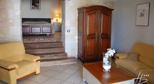 Imagen de la habitación del Hotel Logis Hostellerie Des Ducs. Foto 5
