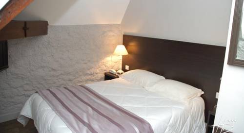 Imagen de la habitación del Hotel Logis Hostellerie Des Ducs. Foto 10