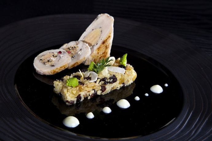 Imagen del bar/restaurante del Hotel Logis Hostellerie St Germain. Foto 9