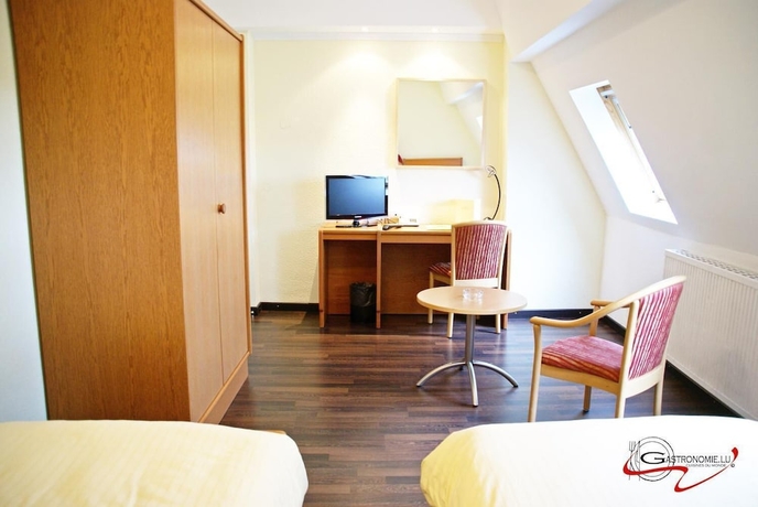 Imagen de la habitación del Hotel Logis Hotel Acacia. Foto 6