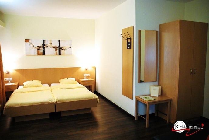 Imagen de la habitación del Hotel Logis Hotel Acacia. Foto 7