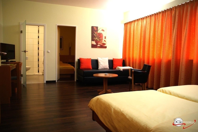 Imagen de la habitación del Hotel Logis Hotel Acacia. Foto 9