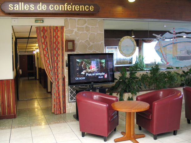 Imagen de los interiores del Hotel Logis Hotels, H&ocirc;tel Aquilon, Saint-Nazaire. Foto 8