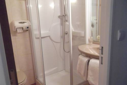 Imagen de la habitación del Hotel Logis Jum'hotel. Foto 3