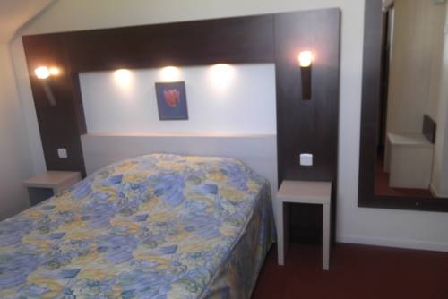 Imagen de la habitación del Hotel Logis Jum'hotel. Foto 9