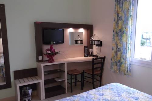 Imagen de la habitación del Hotel Logis Jum'hotel. Foto 13