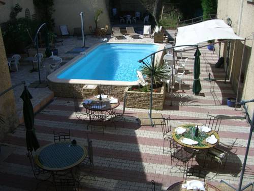 Imagen general del Hotel Logis La Bastide D'entraigues. Foto 1