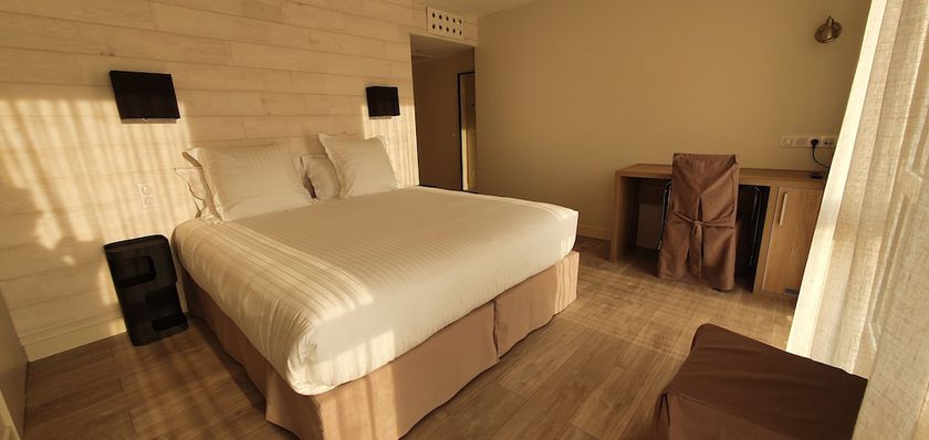 Imagen de la habitación del Hotel Logis La Closerie. Foto 3