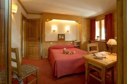 Imagen de la habitación del Hotel Logis La Croix-saint-maurice. Foto 3