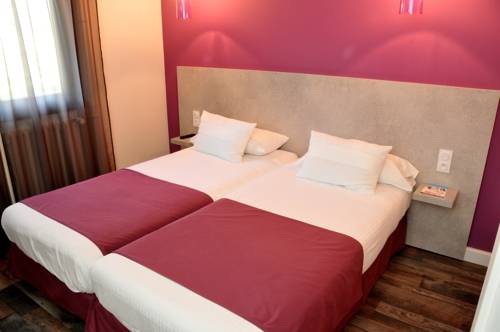 Imagen de la habitación del Hotel Logis La Fontaine. Foto 9