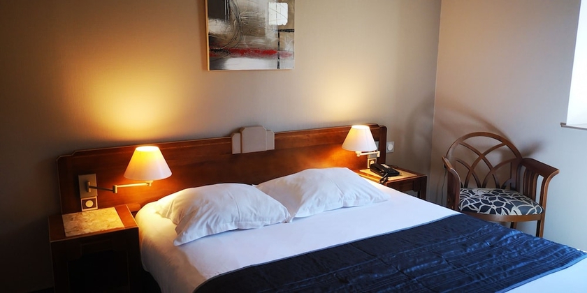 Imagen de la habitación del Hotel Logis La Grassinais Saint-malo. Foto 4