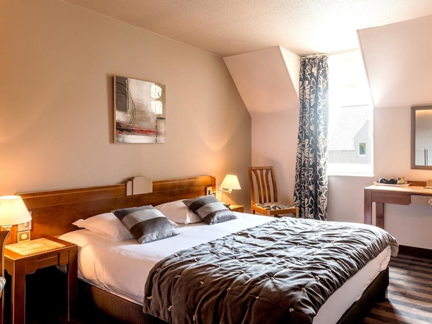 Imagen de la habitación del Hotel Logis La Grassinais Saint-malo. Foto 10