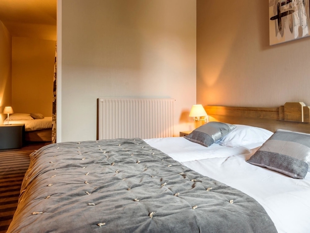 Imagen de la habitación del Hotel Logis La Grassinais Saint-malo. Foto 11