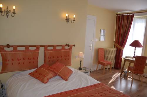 Imagen de la habitación del Hotel Logis La Sapini&egrave;re. Foto 12