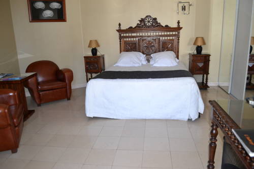 Imagen de la habitación del Hotel Logis L'auberge. Foto 11