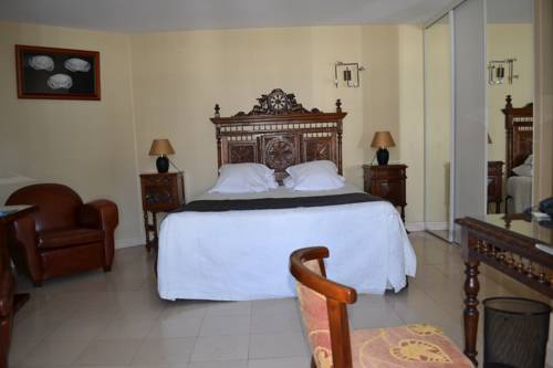 Imagen de la habitación del Hotel Logis L'auberge. Foto 15