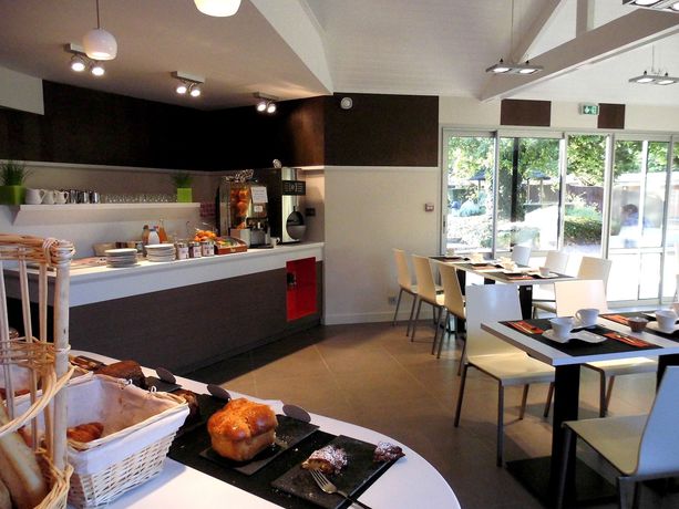 Imagen del bar/restaurante del Hotel Logis Le Cavier. Foto 5