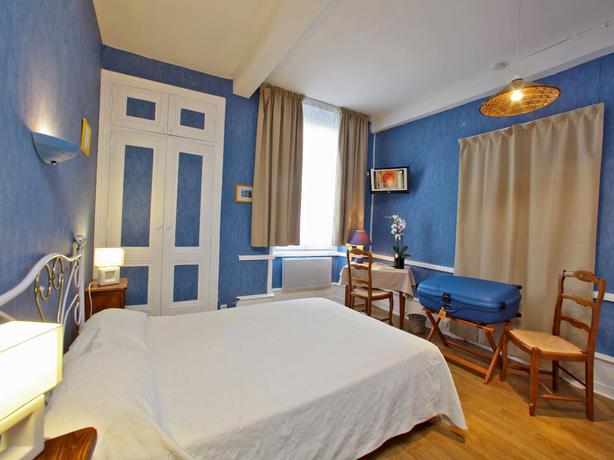 Imagen de la habitación del Hotel Logis Le Cygne. Foto 12