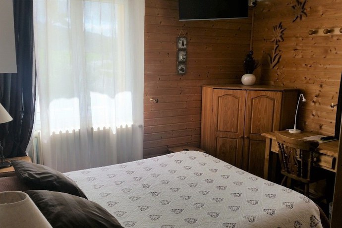 Imagen de la habitación del Hotel Logis Le Gai Pinson. Foto 8