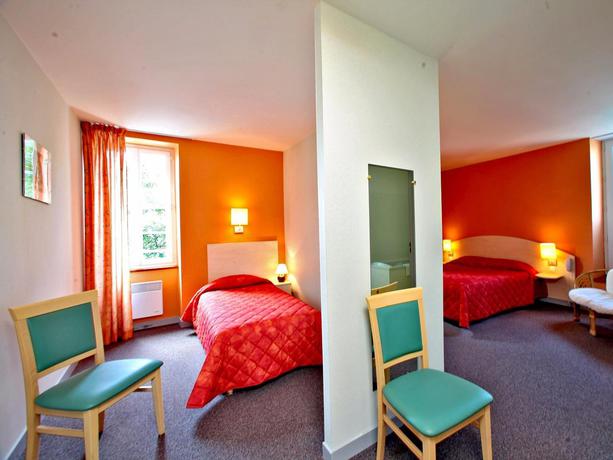 Imagen de la habitación del Hotel Logis Le Lion D'or. Foto 12