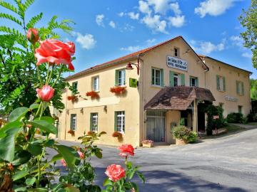 Imagen general del Hotel Logis Le Lion D'or. Foto 10