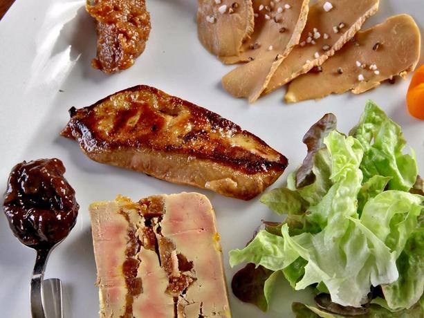 Imagen general del Hotel Logis Le Lion D'or. Foto 9