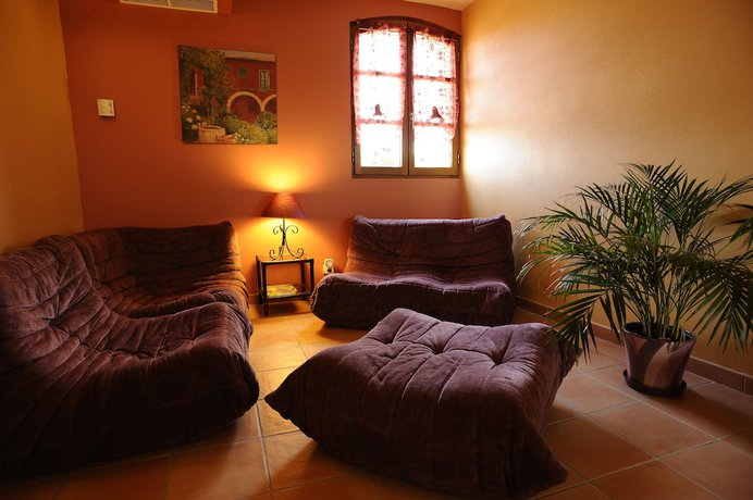 Imagen de los interiores del Hotel Logis Le Mas de Mon P&egrave;re. Foto 18
