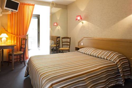 Imagen de la habitación del Hotel Logis Le Mont Aigoual. Foto 4
