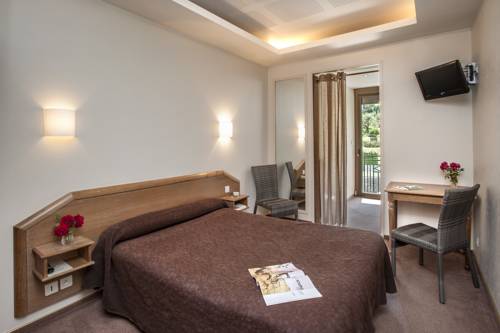 Imagen de la habitación del Hotel Logis Le Mont Aigoual. Foto 7