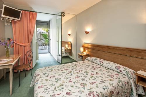 Imagen de la habitación del Hotel Logis Le Mont Aigoual. Foto 9