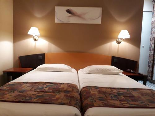 Imagen de la habitación del Hotel Logis Le Relais De Fusies. Foto 6