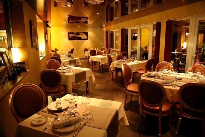 Imagen del bar/restaurante del Hotel Logis Le Relais Vosgien. Foto 6