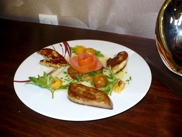 Imagen del bar/restaurante del Hotel Logis Le Relais Vosgien. Foto 10