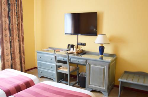 Imagen de la habitación del Hotel Logis Le Saint Nicolas. Foto 16