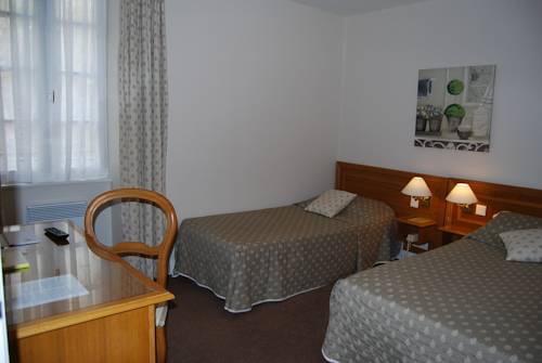 Imagen de la habitación del Hotel Logis Le Terminus Des Pelerins. Foto 6