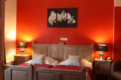 Imagen de la habitación del Hotel Logis L'ermitage, Bistrot Des Saveurs. Foto 9