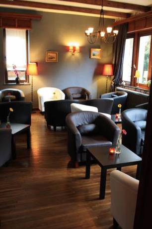 Imagen de la habitación del Hotel Logis L'ermitage, Bistrot Des Saveurs. Foto 13
