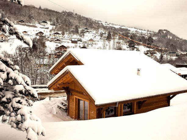 Imagen general del Hotel Logis Les Chatelmin&eacute;s. Foto 6