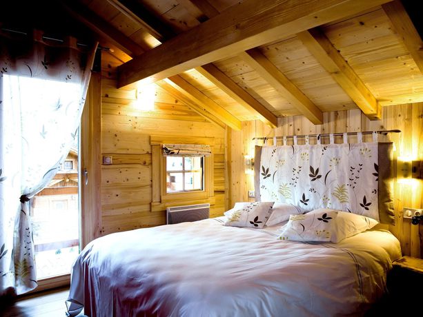 Imagen general del Hotel Logis Les Chatelmin&eacute;s. Foto 7