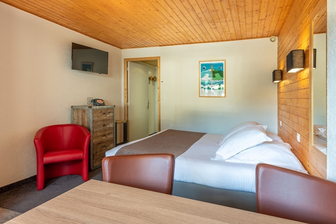 Imagen de la habitación del Hotel Logis Les C&ocirc;tes. Foto 3